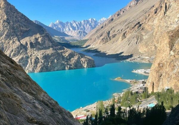 Hunza Valley Pakistan Travel Guide: Best Places to Visit, Things to Do & Travel Tips
